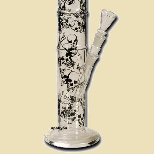 Black Leaf Bong Skulls Black Leaf Bong Skulls