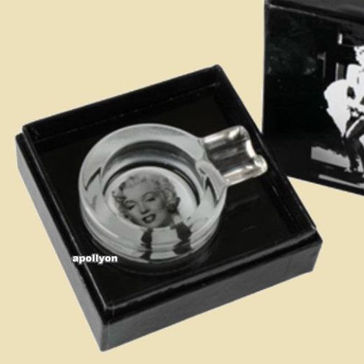 Gift Set Asbak Marilyn Monroe